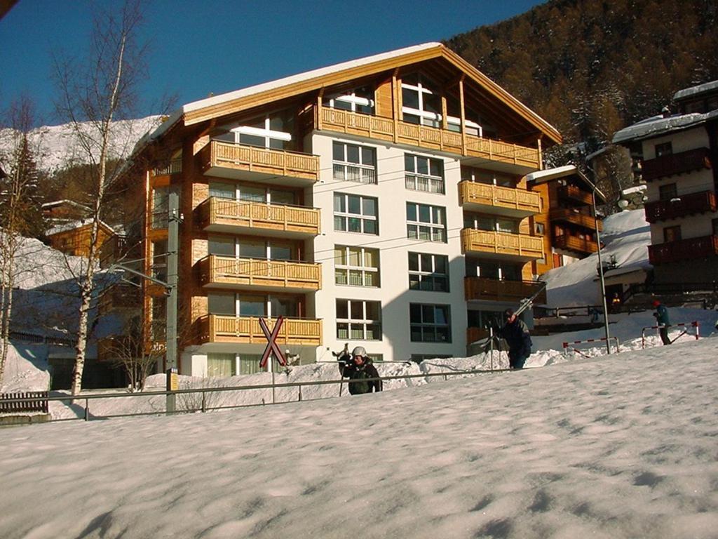 Haus Alpine Apartman Zermatt Szoba fotó