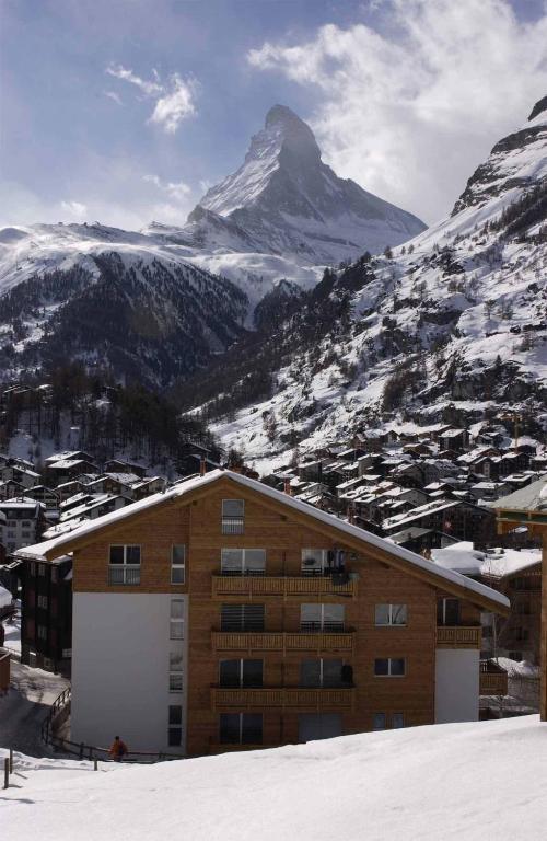 Haus Alpine Apartman Zermatt Kültér fotó